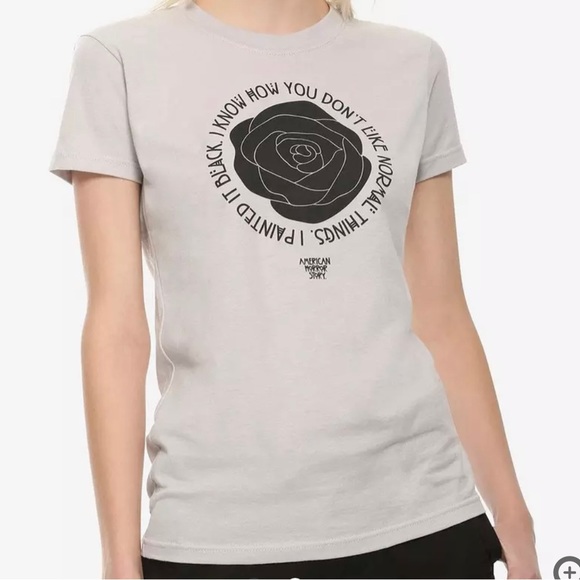 Hot Topic Tee - Picture 7 of 7